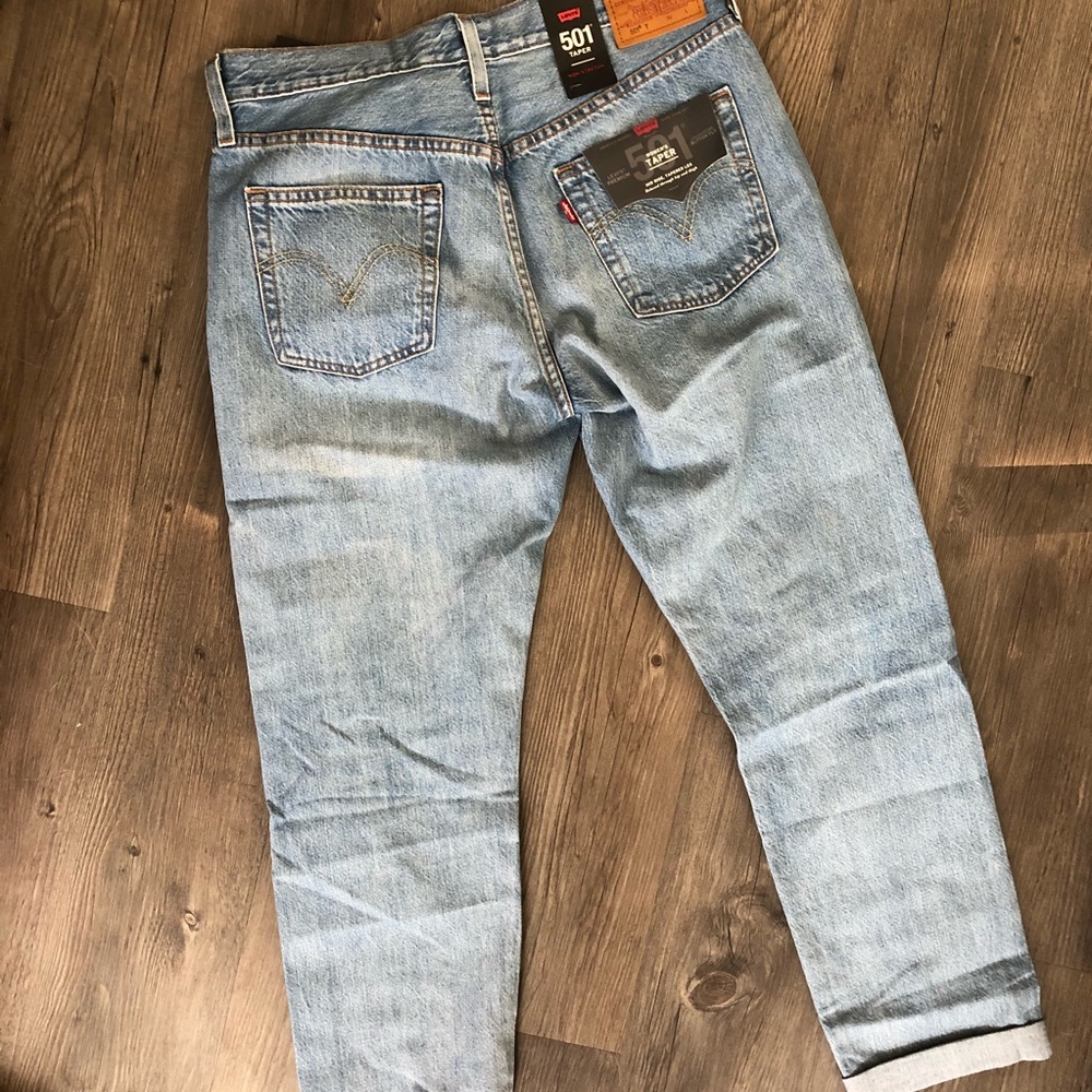 NWT Levi’s 501 Taper Light Wash Distressed Jeans - Picture 5 of 6